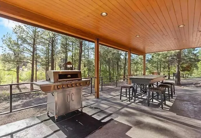 Rock Creek Ranch *